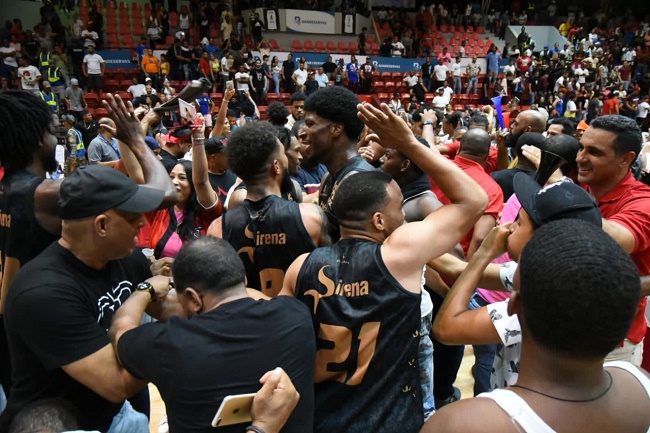 Leones triunfan ante los Indios y repiten corona LNB - Noticias al tiempo