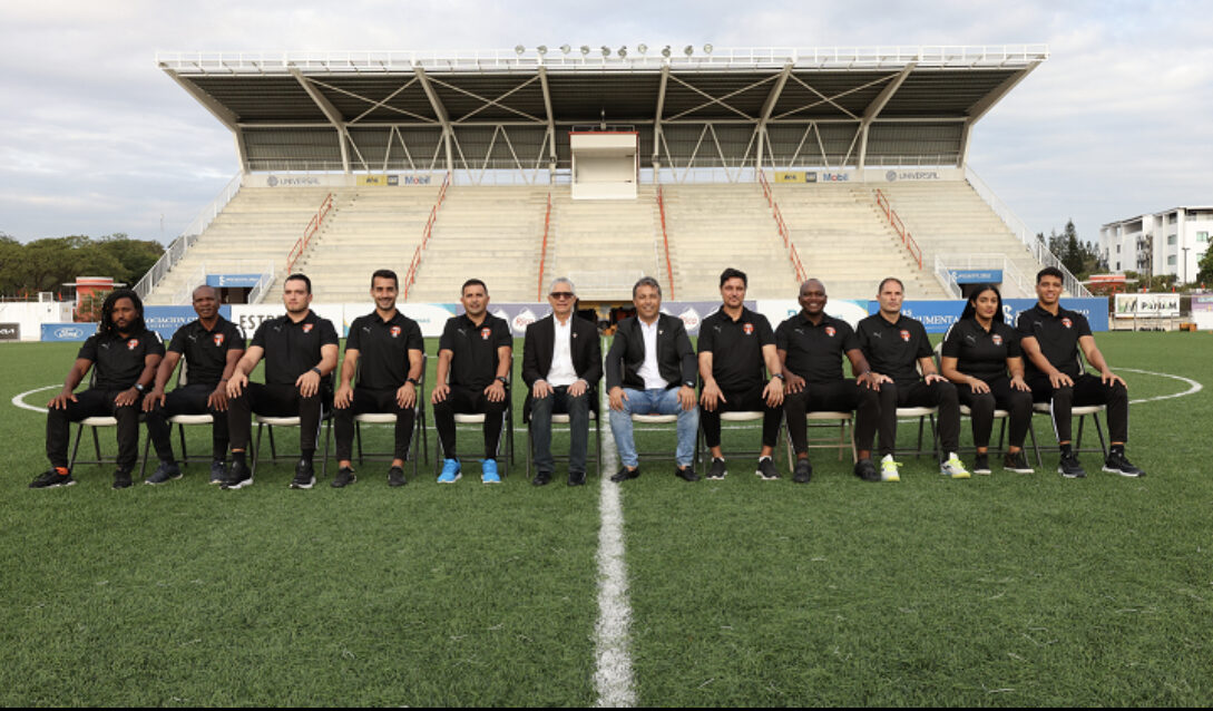 Cibao FC presenta un sólido cuerpo técnico para temporada 2024