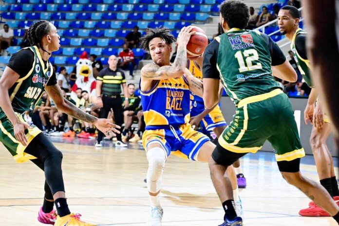 Richard Bautista__ataca