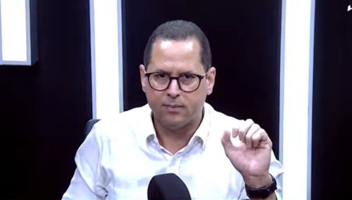 793DC8BB-D79A-4F3B-95CE-8E611AE0D6F3