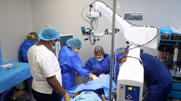 5806FF1B-B56F-4584-909B-777C4D236D13