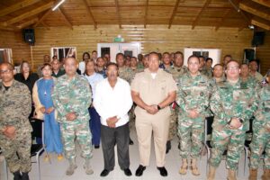 Reunión del SNS y el SRSO con encargados de Seguridad para reforzar hospitales de la Regional Ozama